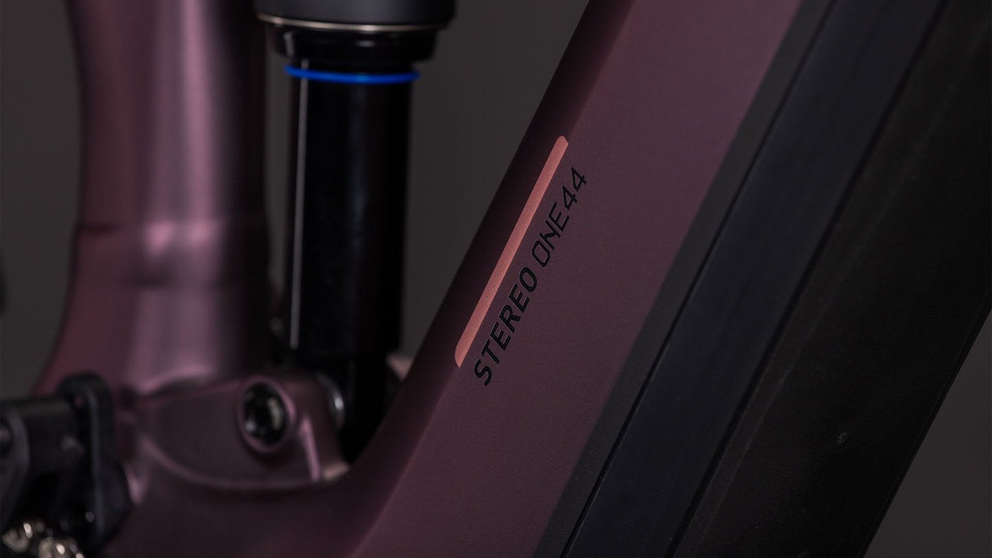 Cube Stereo Hybrid ONE44 Pro 800