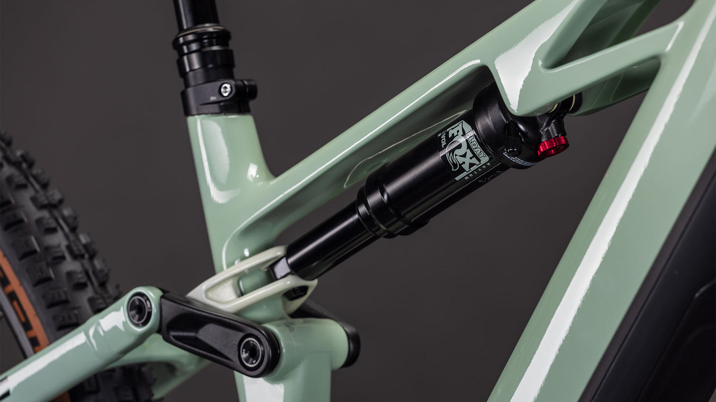 Cube Stereo Hybrid ONE44 HPC Race 800