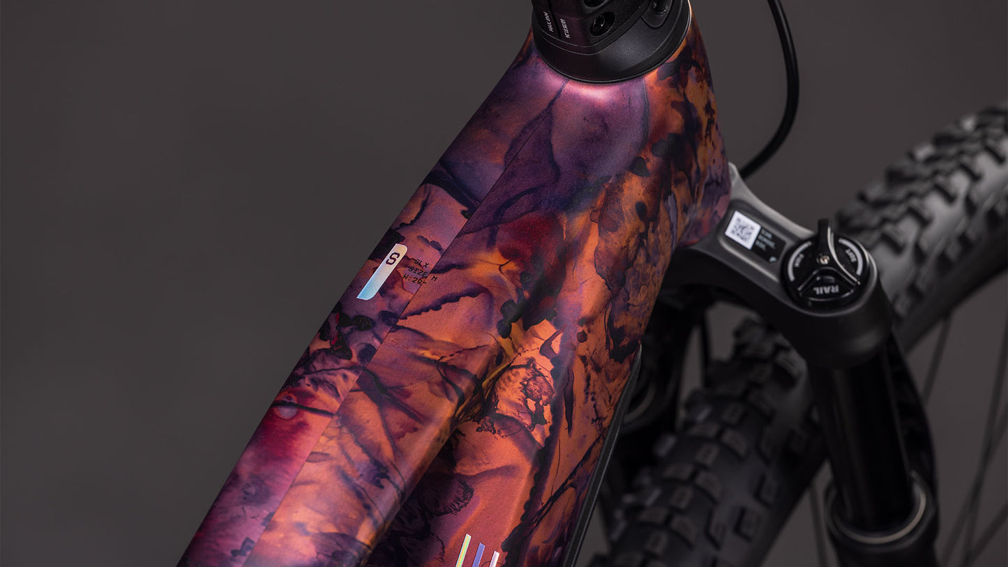 Cube Reaction Hybrid SLX 800