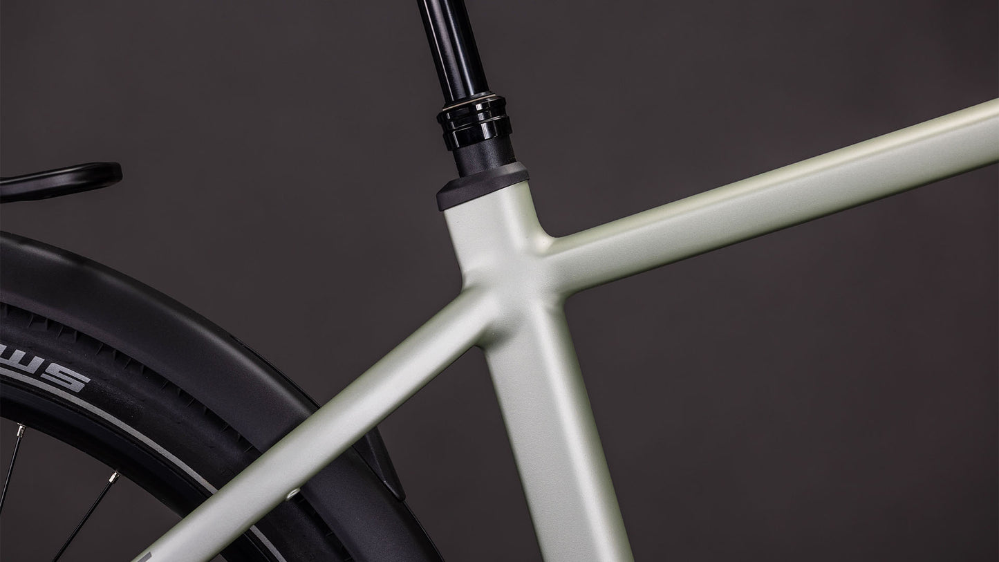 Cube Nuride Hybrid EXC 800
