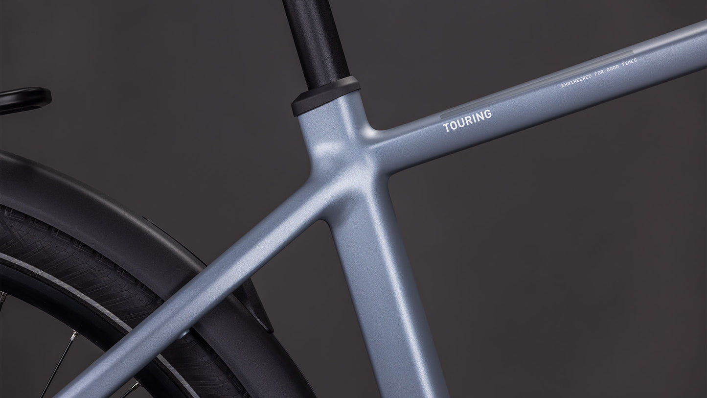 Cube Touring Hybrid Pro 800