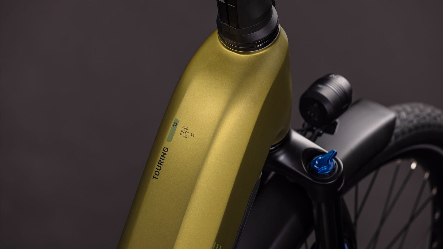 Cube Touring Hybrid Pro 800