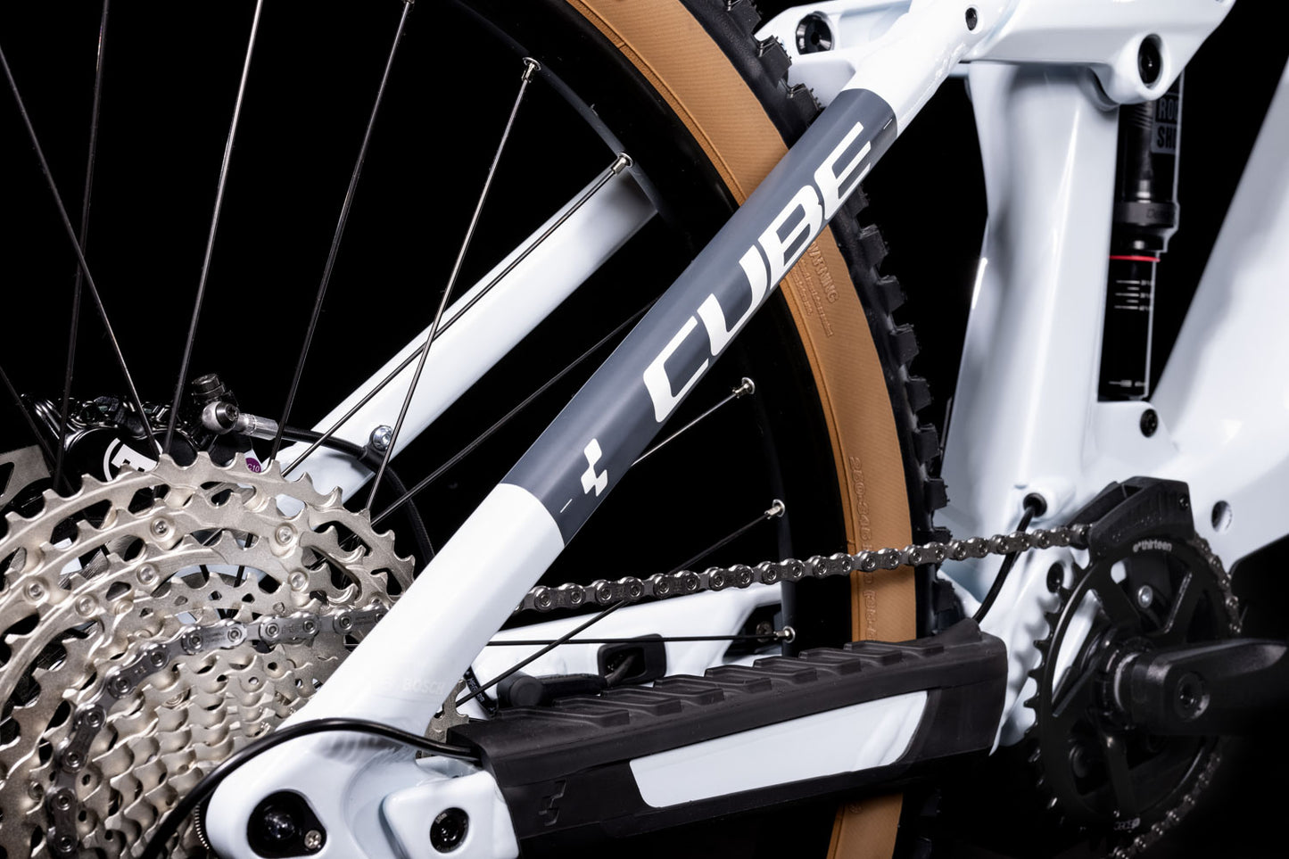 Cube Stereo Hybrid 160 HPC Race 625 27.5