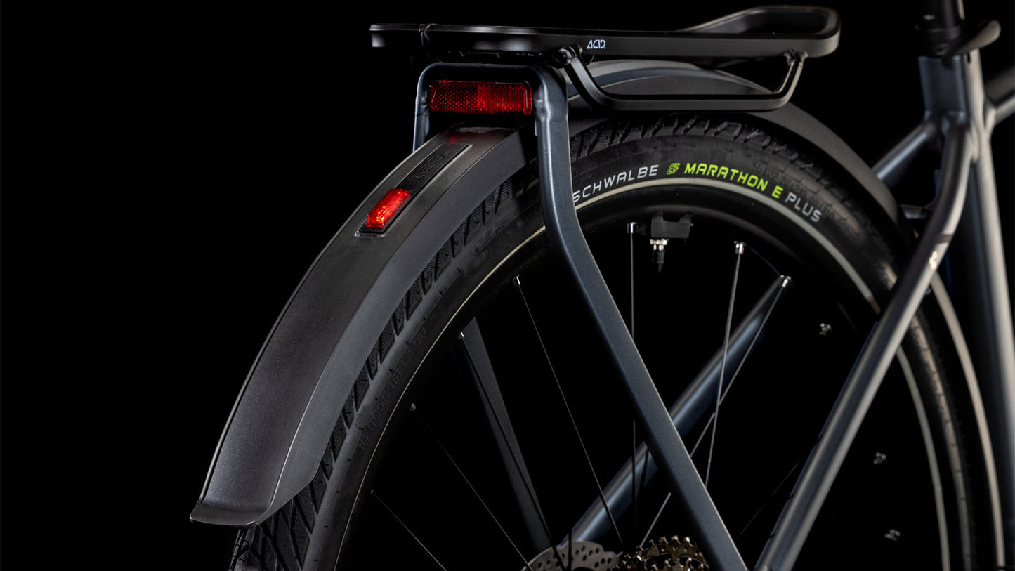 Cube Touring Hybrid Pro 625