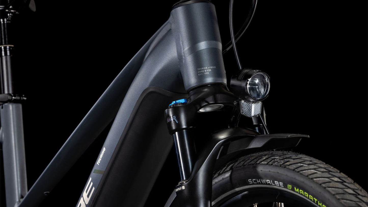 Cube Touring Hybrid Pro 625