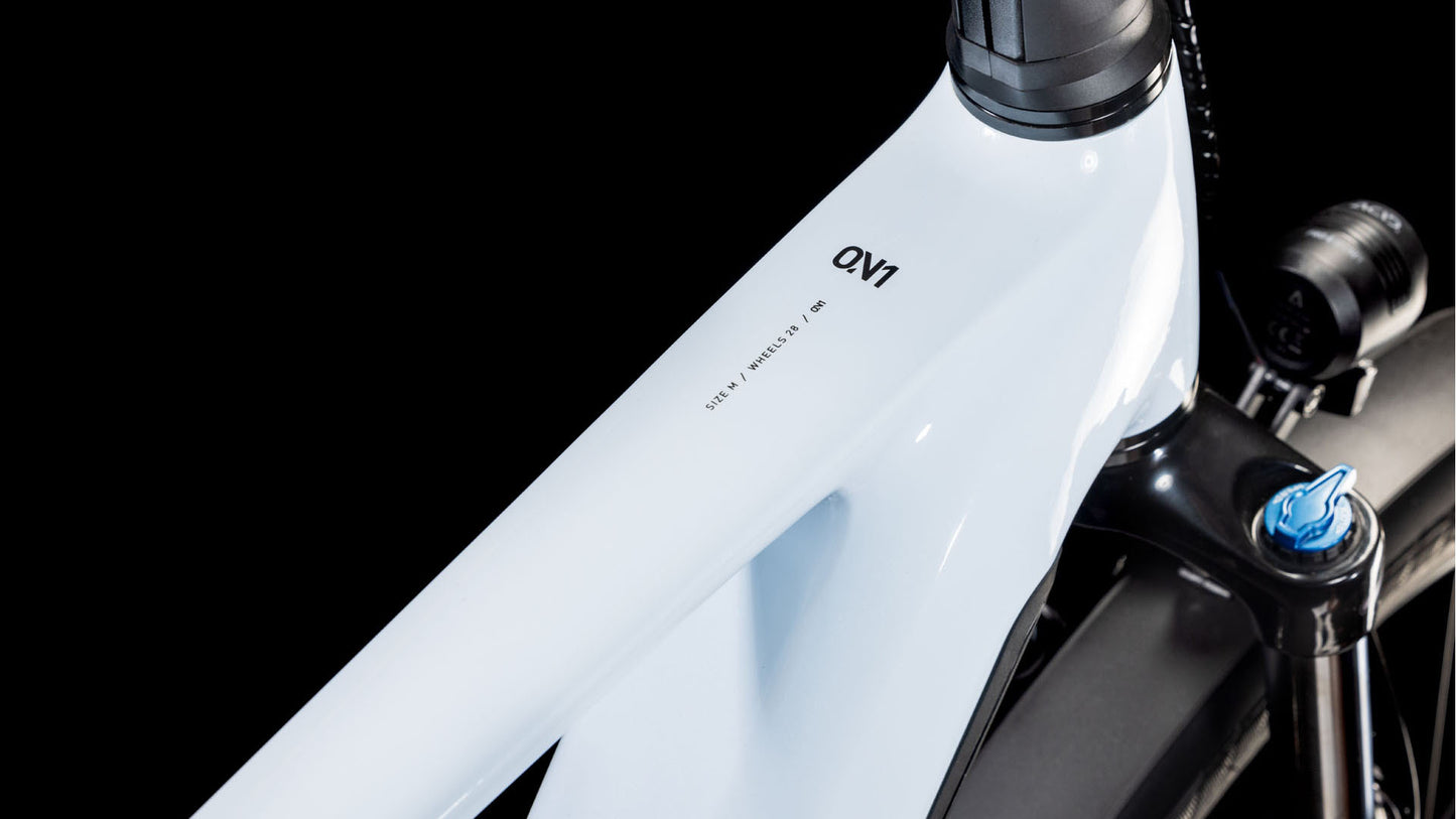 Cube Kathmandu Hybrid ONE 800