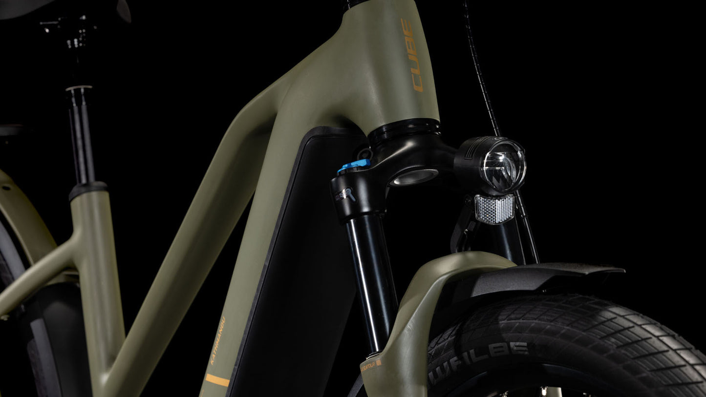 Cube Kathmandu Hybrid Pro 800