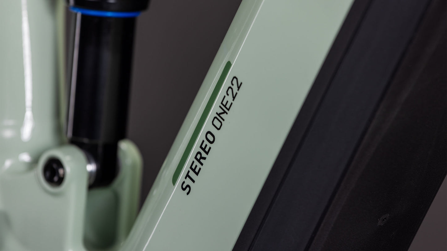 Cube Stereo Hybrid ONE22 Pro 800