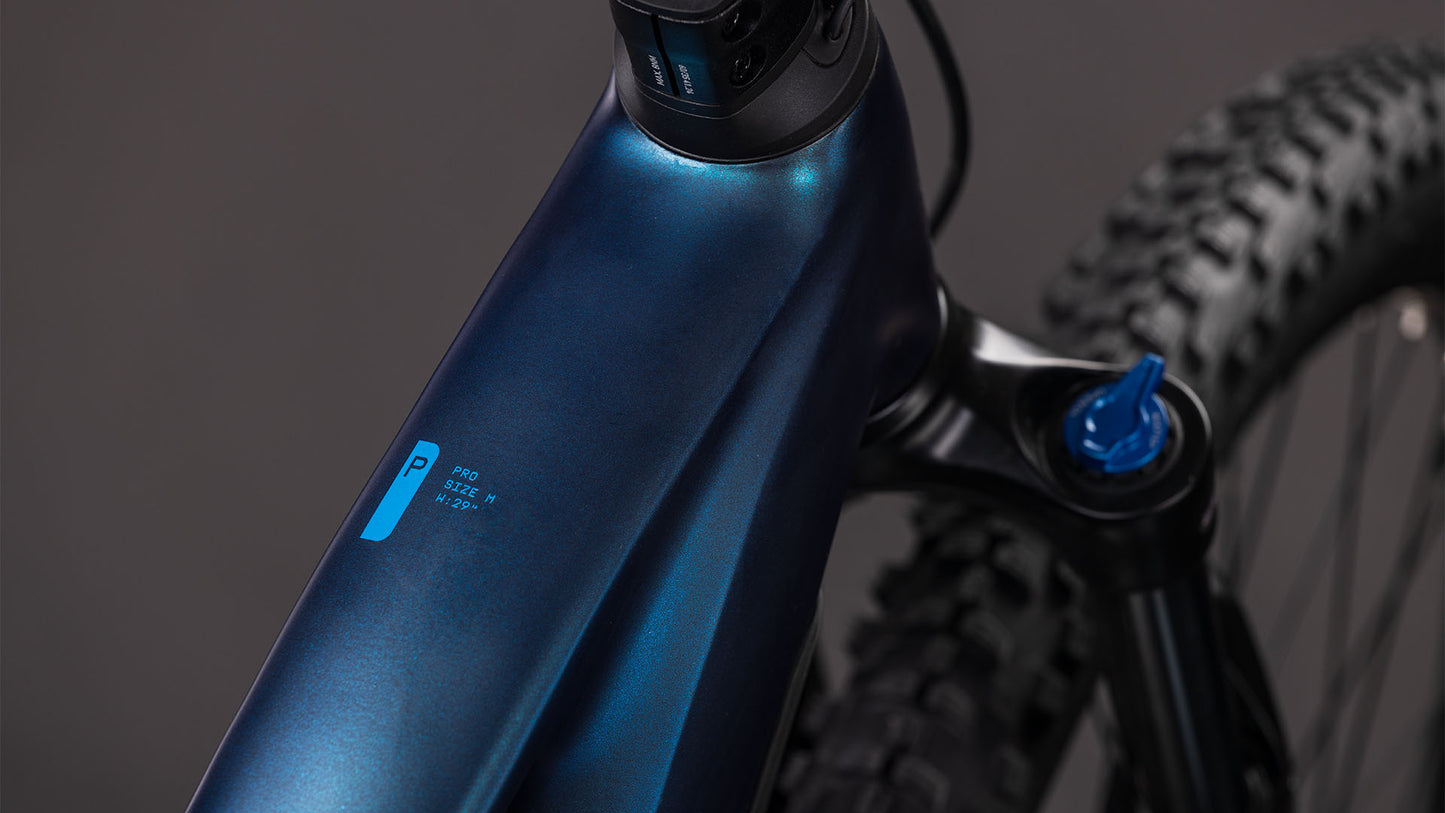 Cube Reaction Hybrid Pro 800