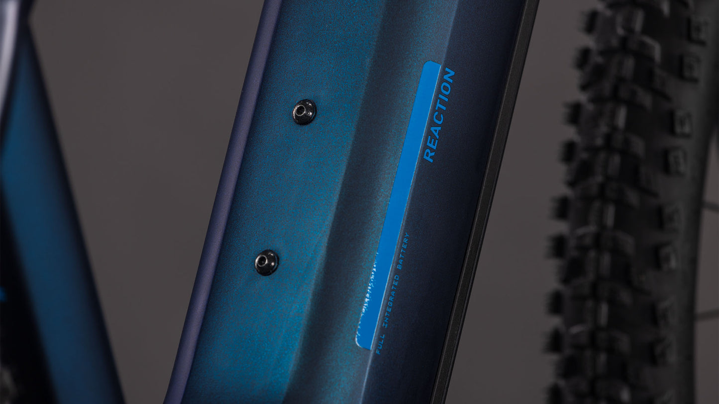 Cube Reaction Hybrid Pro 800