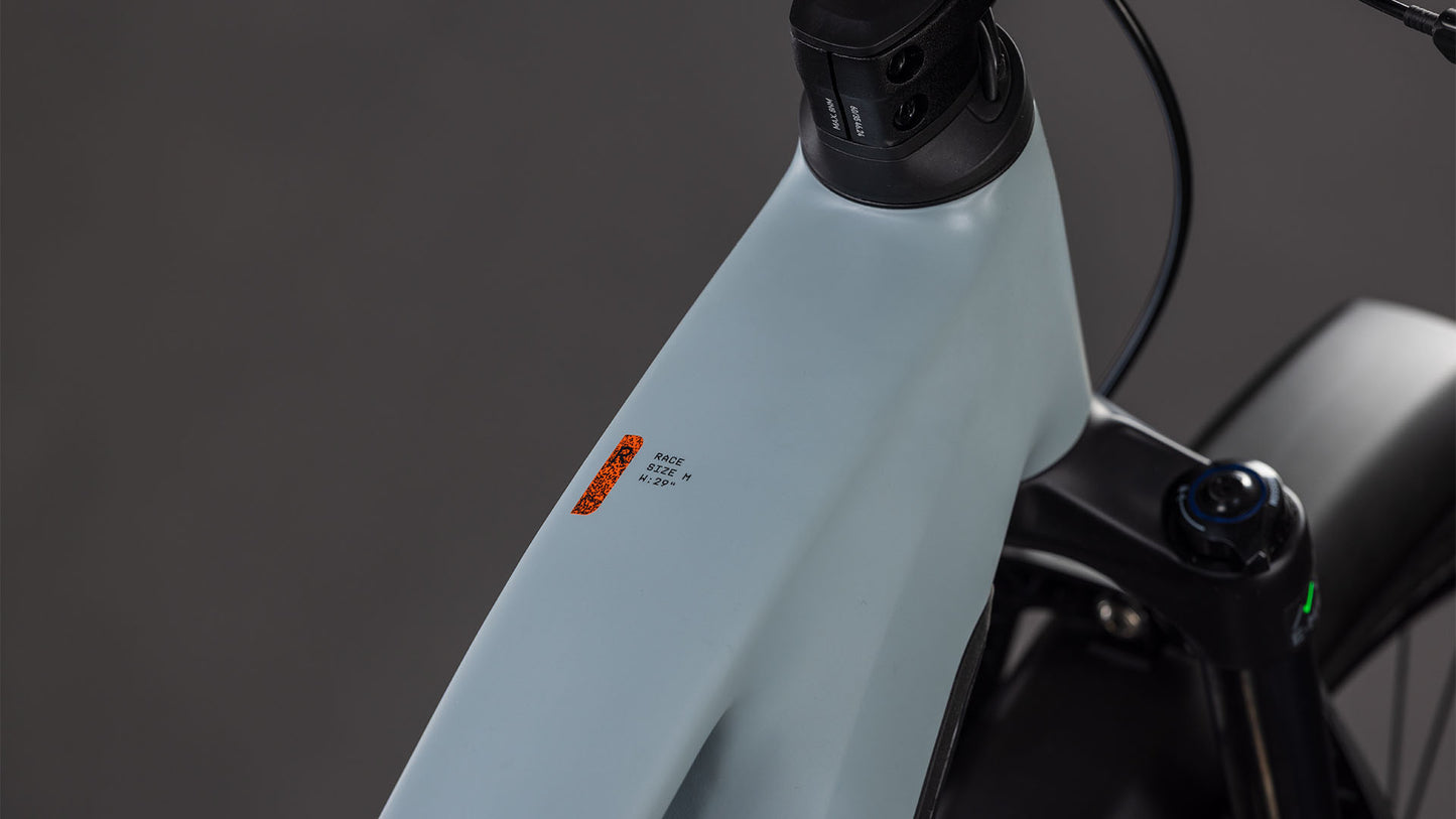 Cube Reaction Hybrid Race 800 FE