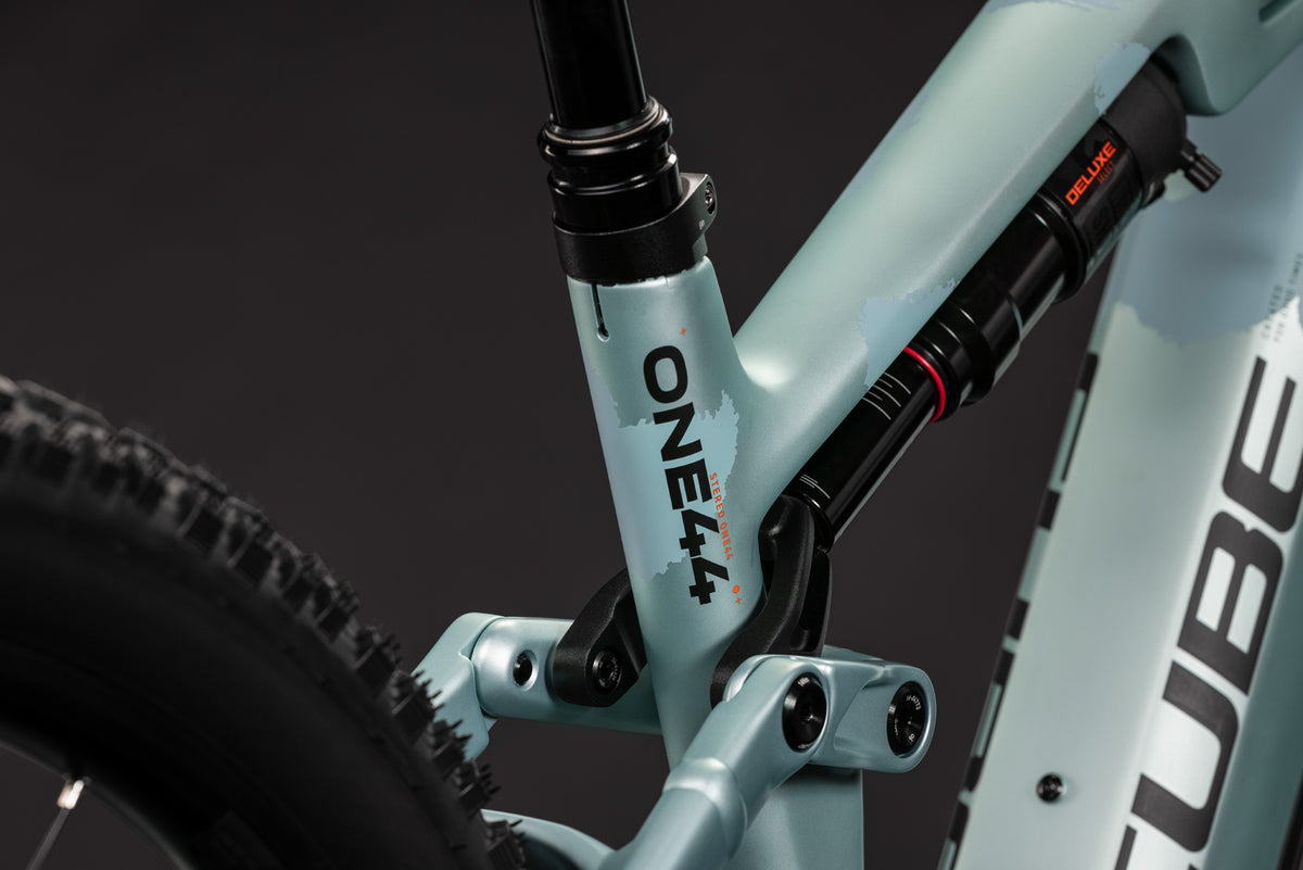 Cube Stereo Hybrid ONE44 HPC Pro 800