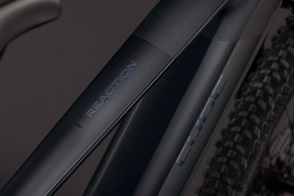 Cube Reaction Hybrid Pro 800