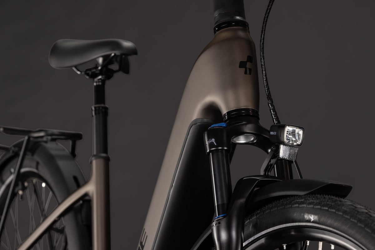 Cube Touring Hybrid Pro 800  Easy Entry