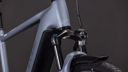 Cube Touring Hybrid Pro 800