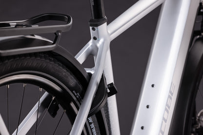Cube Kathmandu Hybrid ONE 800