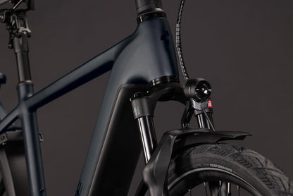 Cube Kathmandu Hybrid Pro 800