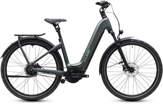 Cube Kathmandu Hybrid Deluxe Pro 800  Easy Entry