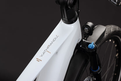 Cube Kathmandu Hybrid Deluxe Pro 800