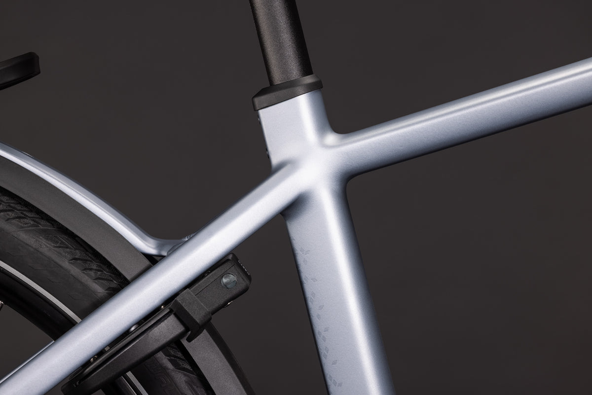 Cube Kathmandu Hybrid EXC 800