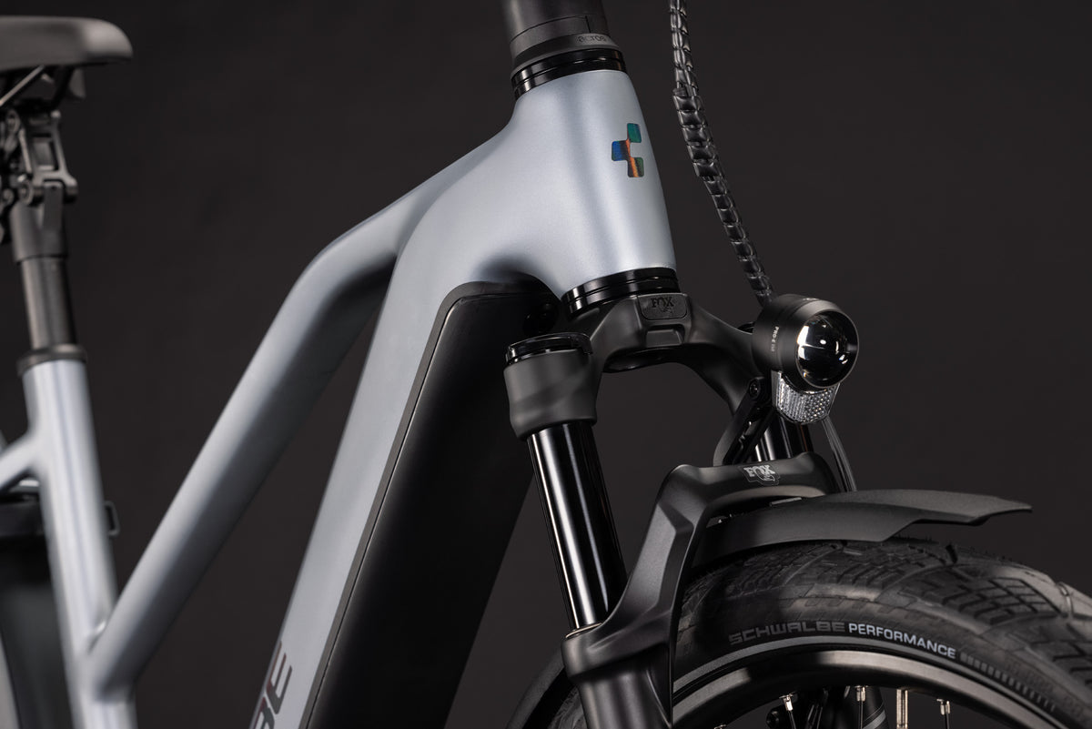 Cube Kathmandu Hybrid EXC 800  Trapeze