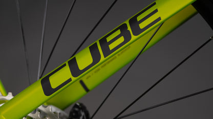 Cube Kathmandu Hybrid Pro 800