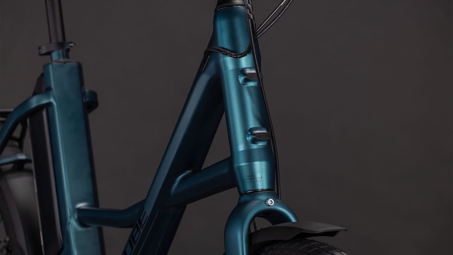 Cube Compact Hybrid 545