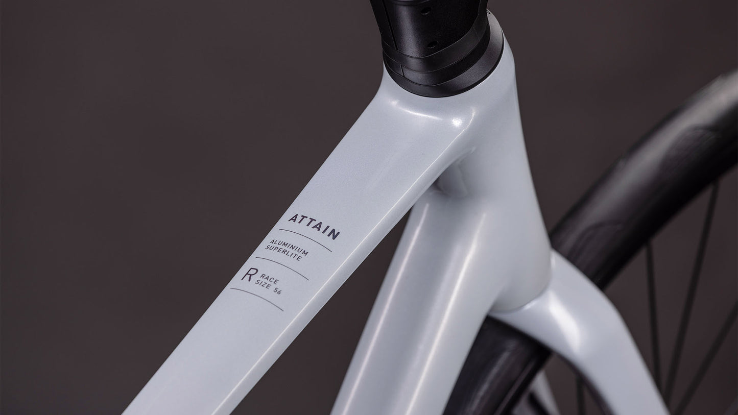 Cube Attain Race foggrey´n´shift