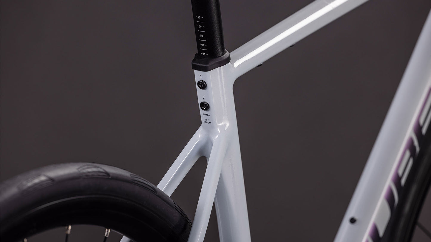 Cube Attain Race foggrey´n´shift